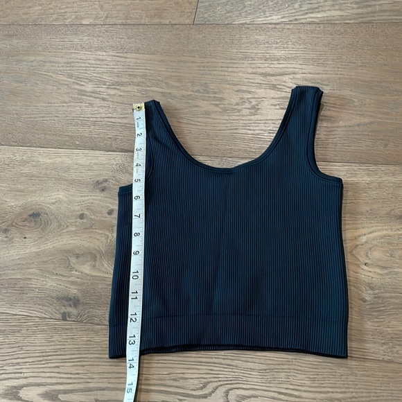 ATHLETA GIRL RISE ABOVE RIB CROP TANK SIZE M(8-10) BLACK - Picture 6 of 8
